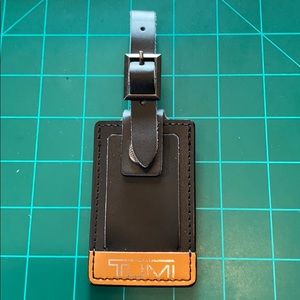 TUMI LUGGAGE TAG